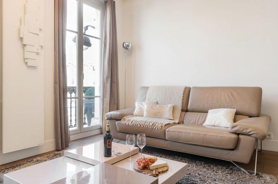 Two Bedroom Luxury Apartment - Balcony With View Of Notre Dame Parijs Buitenkant foto