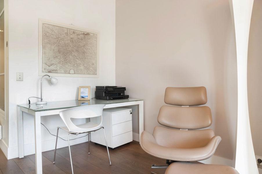 Two Bedroom Luxury Apartment - Balcony With View Of Notre Dame Parijs Buitenkant foto